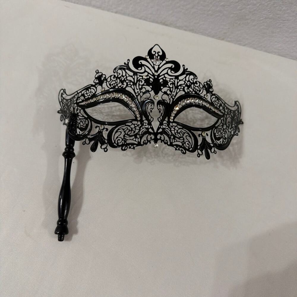 Decoratively bedazzled Model-able Black Mask